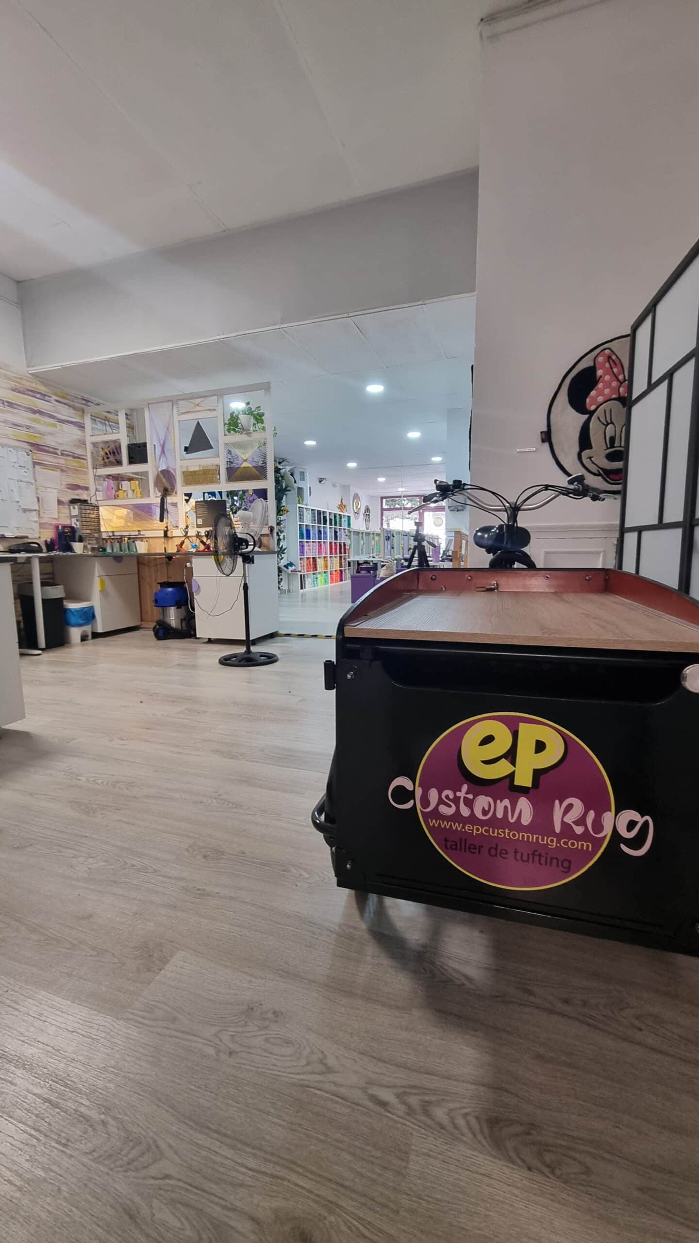 150 metros cuadrados dedicados a la tecnica del tufting